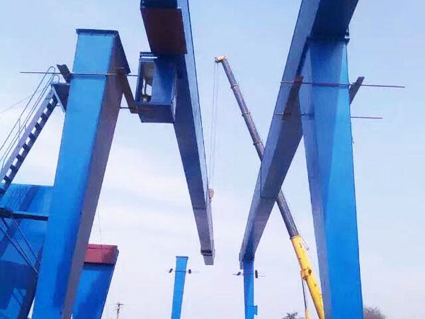 集裝箱門(mén)式起重機